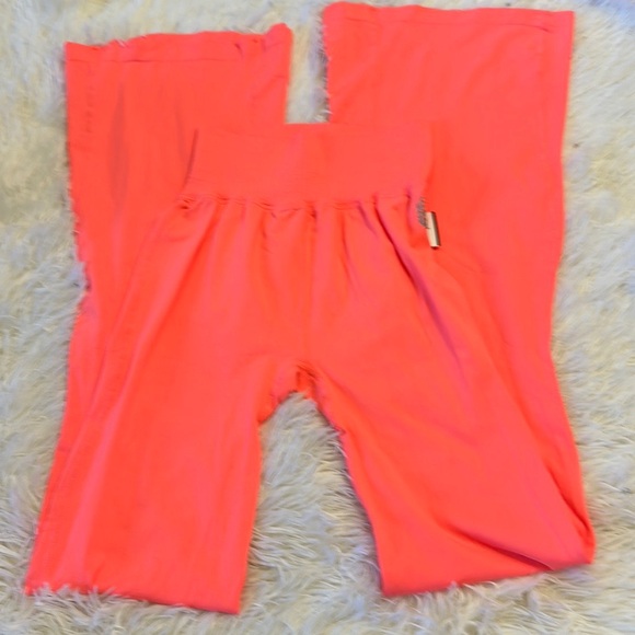 NEW Free People Movement Good Karma Orange Flare Pull on leggings women sz XS/S - Picture 5 of 9